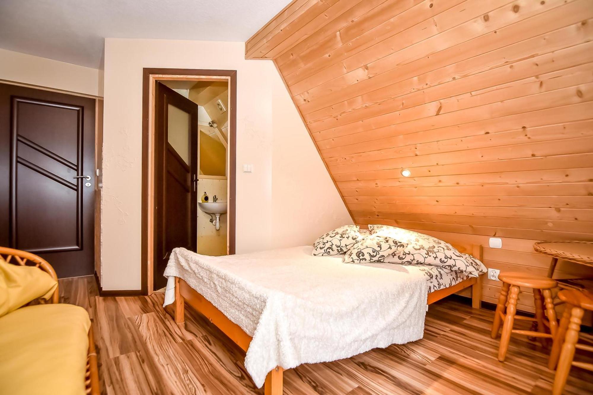 Ciukrowa Chatka Sauna & Jacuzzi 포로닌 외부 사진