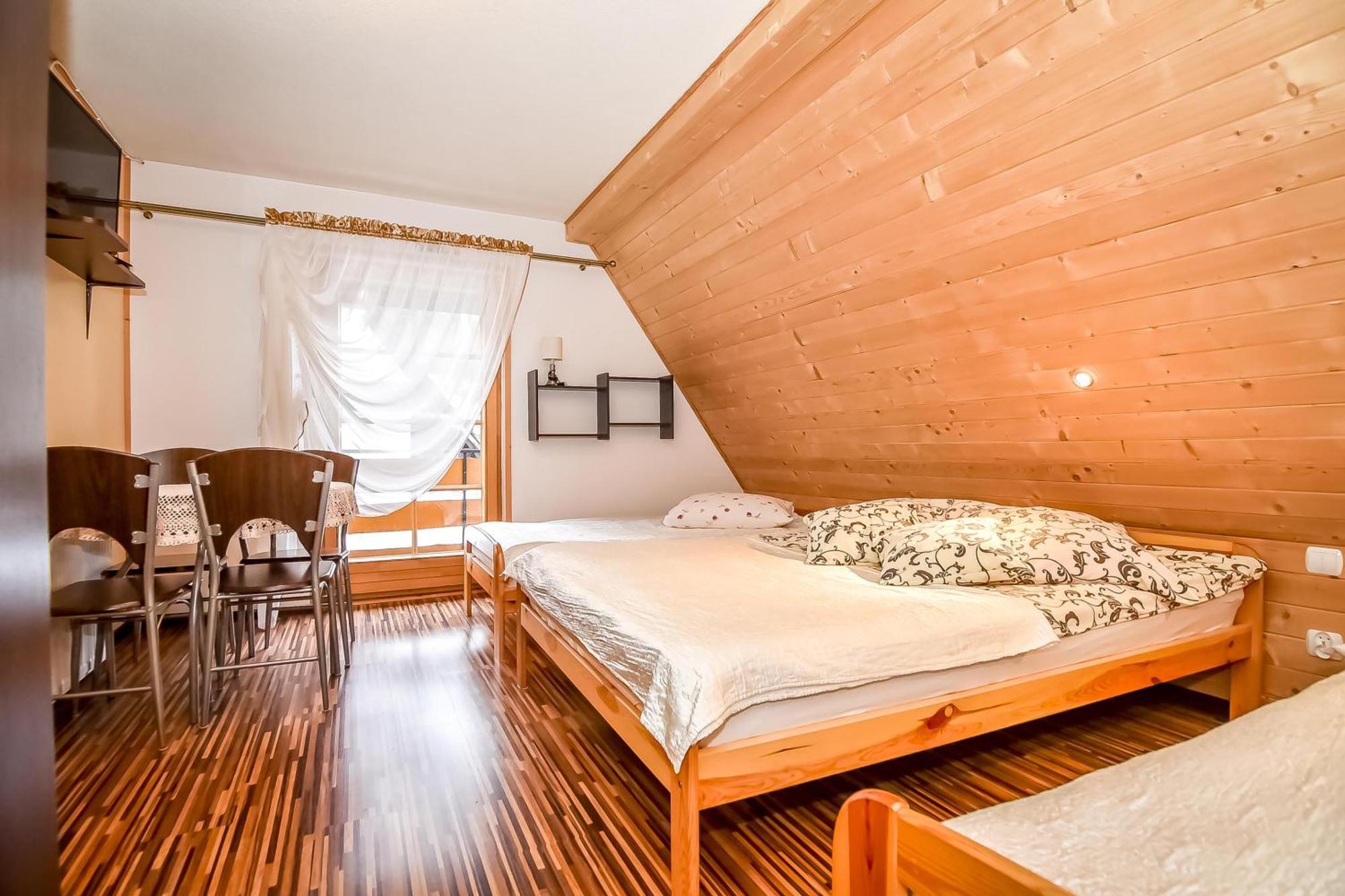 Ciukrowa Chatka Sauna & Jacuzzi 포로닌 외부 사진